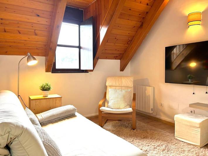 Casa rural para 6 personas, con vistas, Se admiten mascotas en Pallars Sobirà - 2