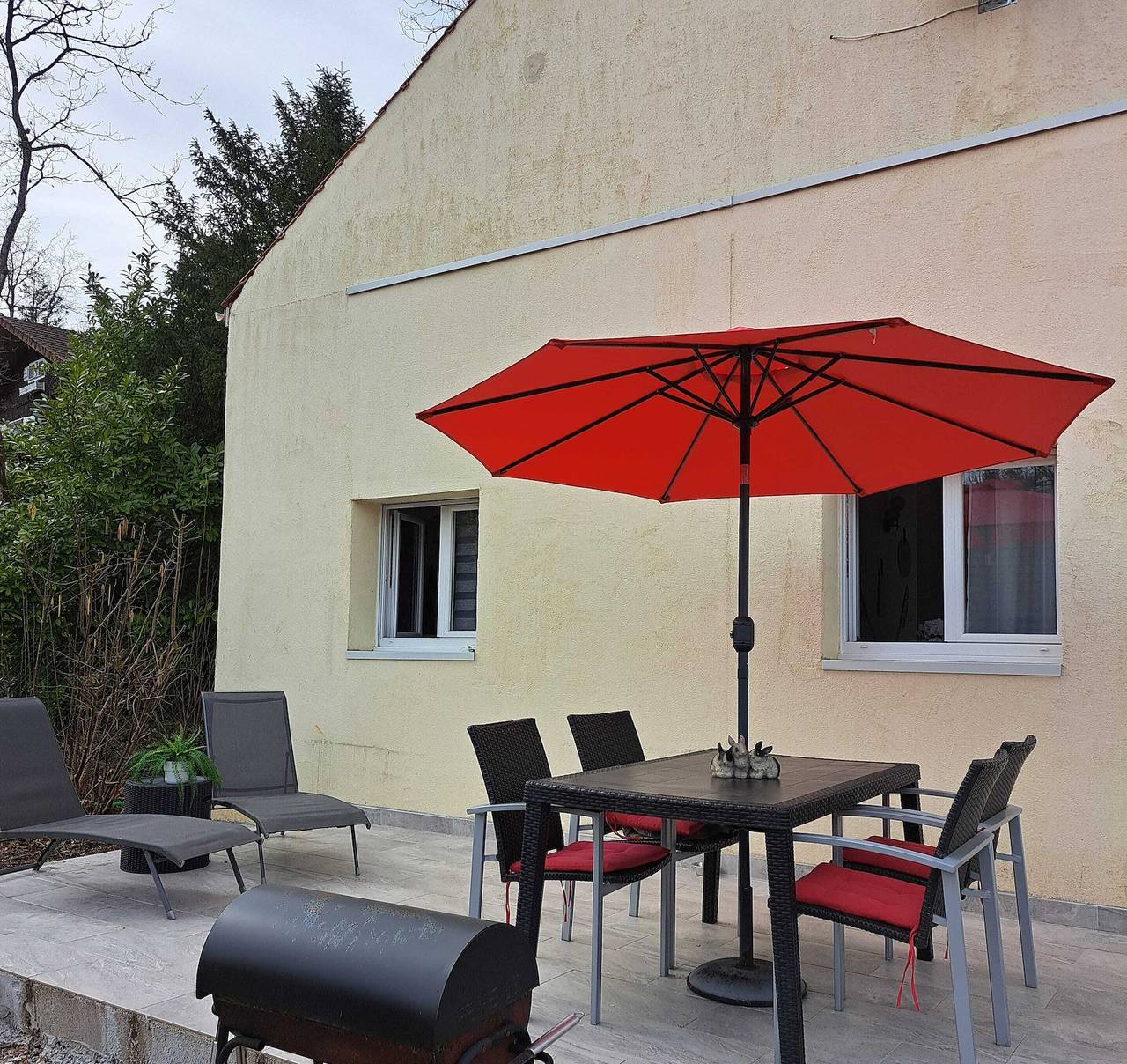 Charming House in Saint-Cyr-la-Rivière + Fenced Garden in Saint-Cyr-la-Rivière, Essonne