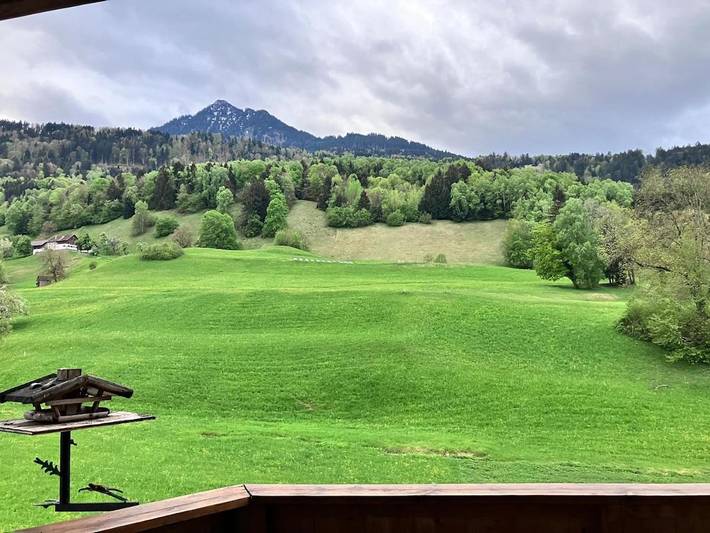 Villa pour 5 personnes, avec Balcon et Terrasse ainsi que Jardin et Vue à Nenzing