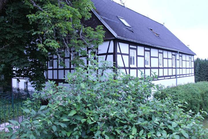 Gästehaus für 4 Personen, mit Terrasse und Garten sowie Sauna und Ausblick in Eibenstock