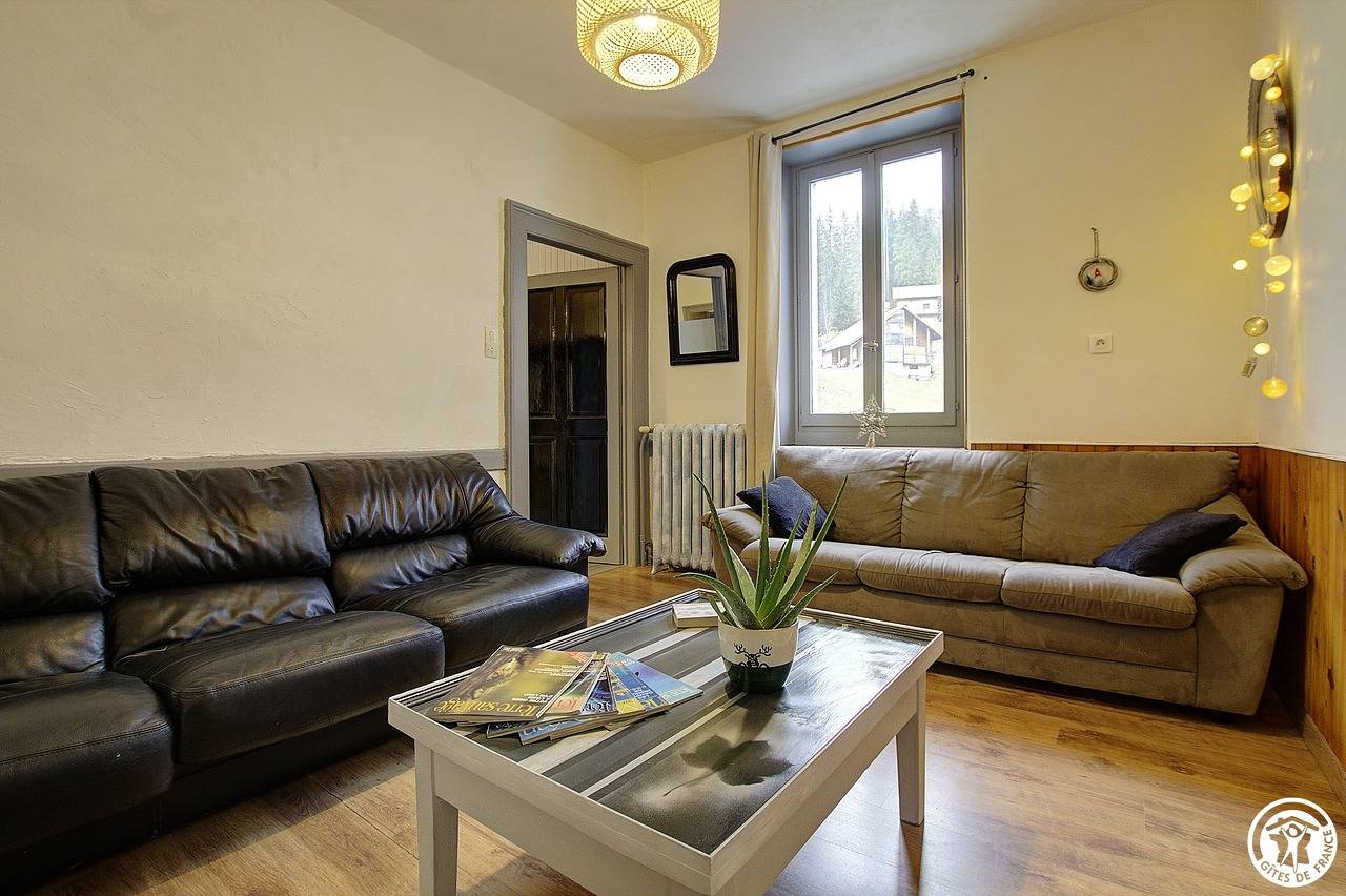 Les Aigues Marines in Mijoux, Parc naturel régional du Haut-Jura