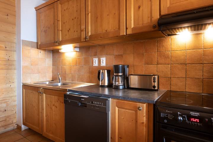 Gîte pour 16 personnes, avec sauna ainsi que piscine et balcon, animaux acceptés dans La Rosière - 2