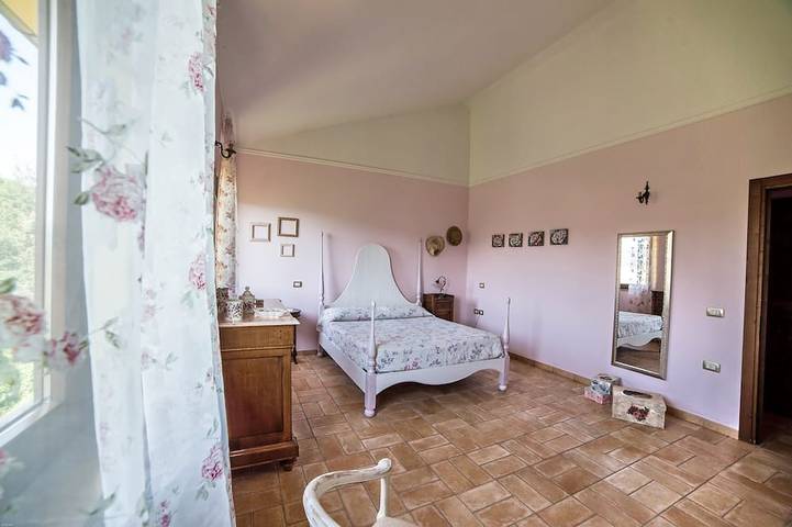 Ganze Wohnung, Apartment 5 Zimmer: Ruhe, Natur, Schwimmbad 30 Minuten vom Strand entfernt in Monteciccardo, Pesaro