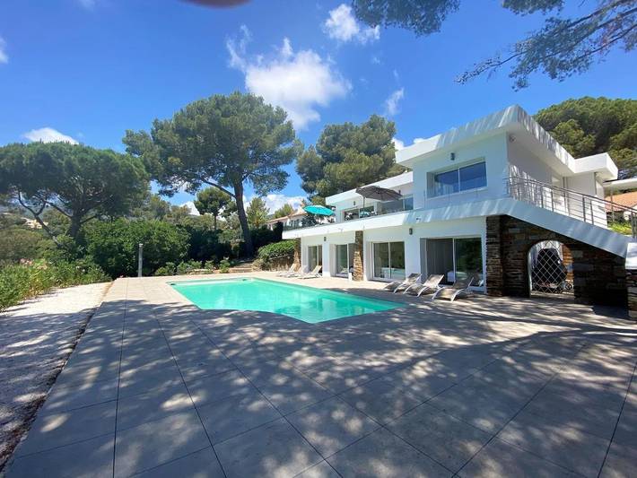 Villa pour 12 personnes, avec jardin ainsi que piscine et vue, animaux acceptés à Cavalaire-sur-Mer - 2