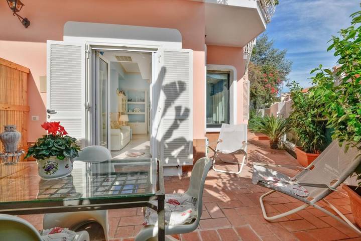 Ferienwohnung für 5 Personen, mit Terrasse und Garten sowie Pool in Agropoli - 4