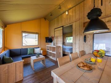 Camping für 6 Personen, mit Garten und Pool sowie Terrasse, kinderfreundlich am Ijsselmeer