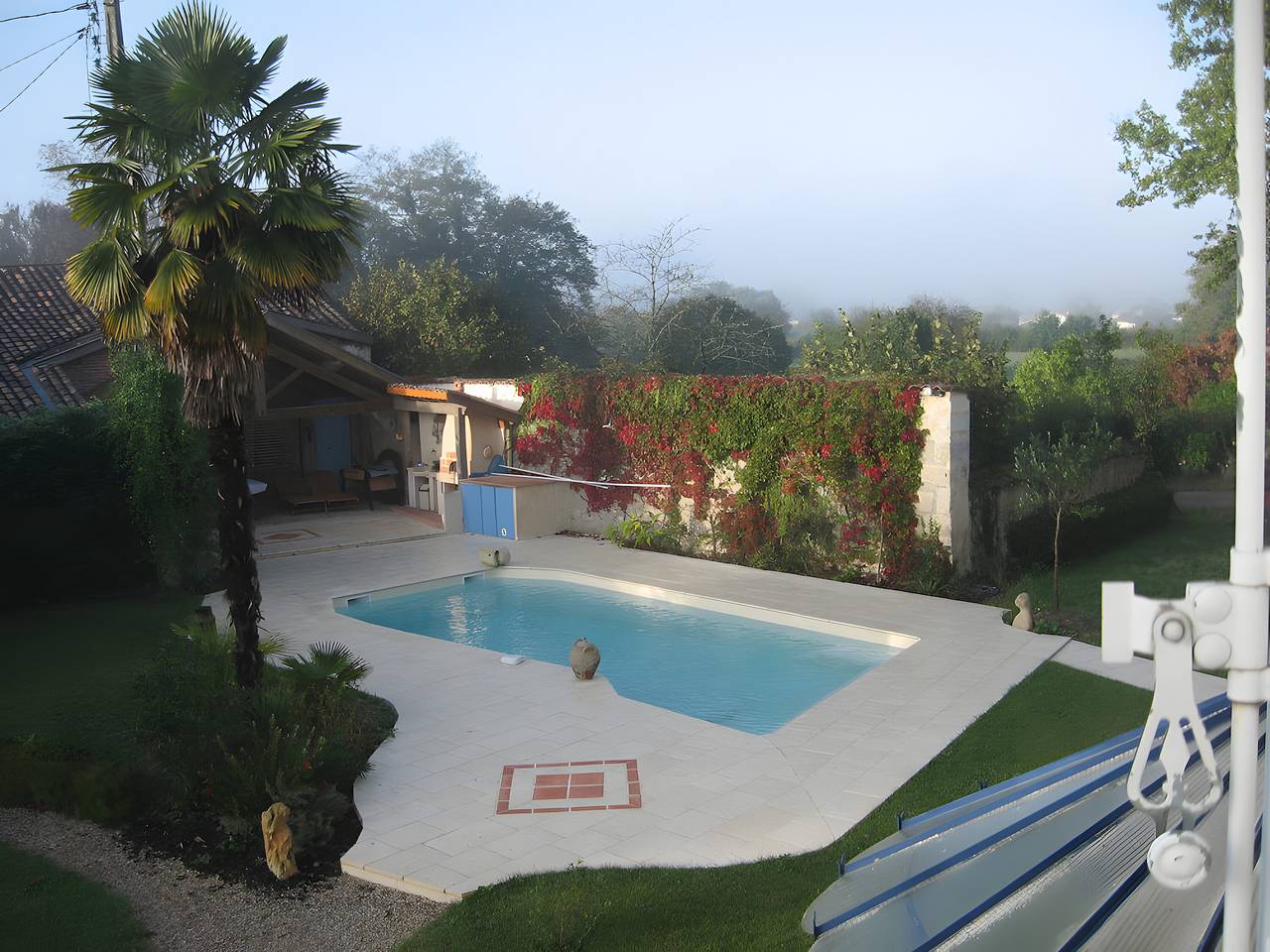 Casa de huéspedes 'Chambre Hôte - Bastide De Mongiraud' con piscina privada, terraza privada y Wi-Fi in Blanquefort, Región de Burdeos