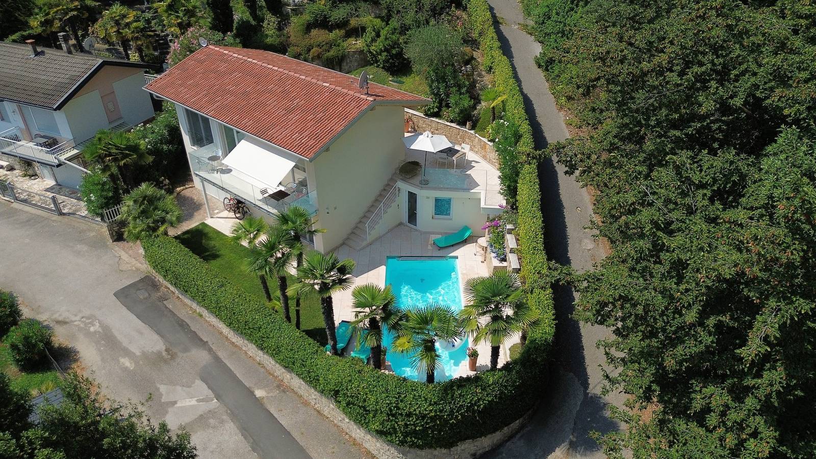 Villa Ortensia – Exclusive Holiday Home with Pool and Panoramic Lake Garda Views in Bassanega, Tremosine