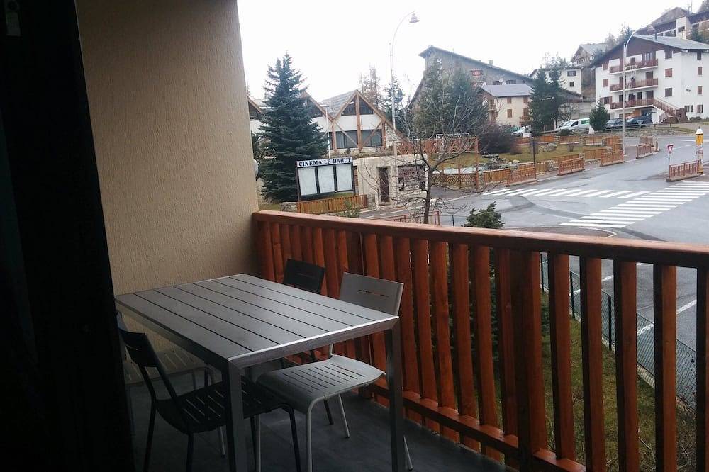 Appartement entier, Grand studio 40m2 centre station Valberg in Péone, Région de Nice
