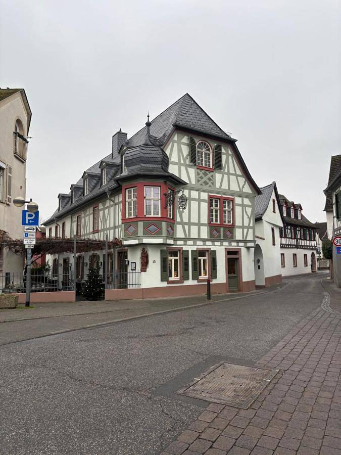 Hôtel pour 2 personnes, avec terrasse à Oestrich-Winkel