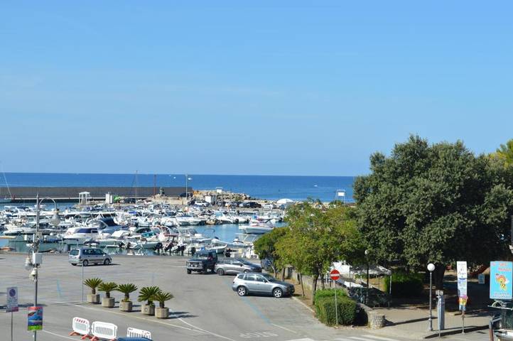 Appartamento per 3 persone, con balcone e panorama in Marina di Casal Velino