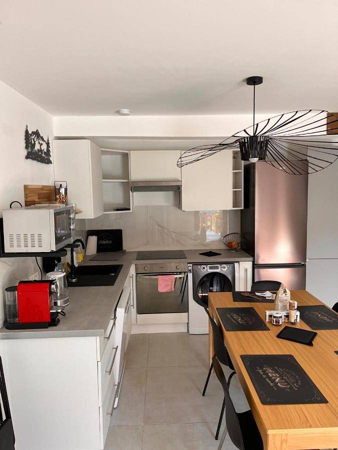 Appartement entier, Duplex Apartment in Péone, Région de Nice