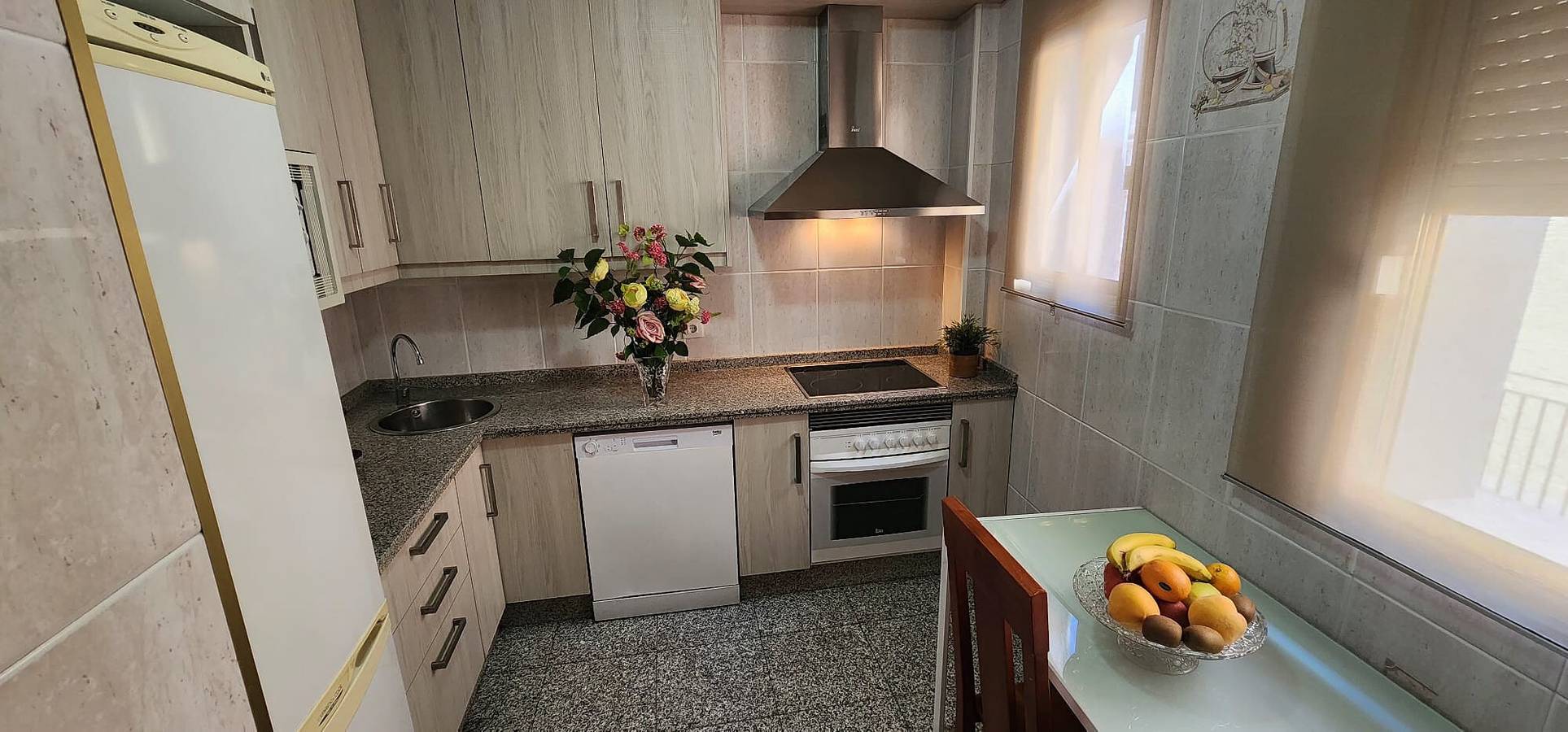 Casa vacanze 'Casa Filo Vistas Montaña' con vista montagna, Wi-Fi e aria condizionata in Rute, Sierras Subbéticas