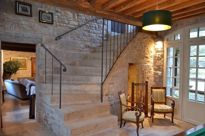 Location de vacances pour 14 personnes, avec Balcon ainsi que Terrasse et Jardin dans Dampierre-en-Montagne