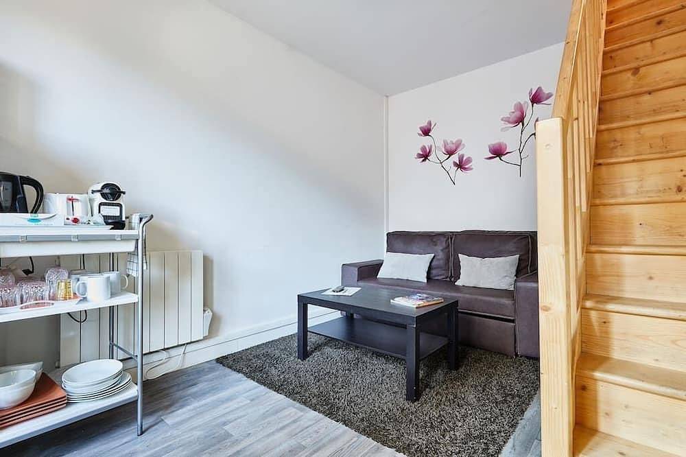 Apartamento entero, Estudio con entrepiso cerca de París in Pantin, Sena-Saint Denis