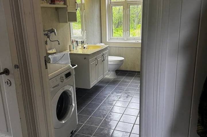 Charming cottage with seaview in Senja in Senja, Torsken