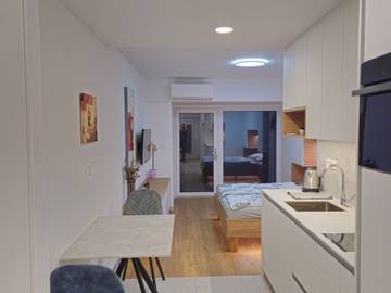 Gîte pour 2 personnes, avec terrasse, adapté aux familles à Izola