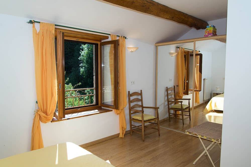 Gîte Le Baptistou - 7/9 people in Fraissinet-de-Fourques, Cévennes