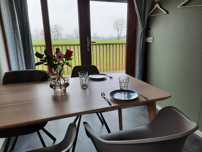 Lodge an Wiesen mit Veranda in den Niederlanden in Ruinerwold, Drenthe
