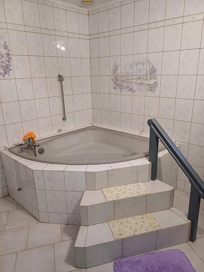 Appartement de vacances pour 3 personnes, avec Terrasse ainsi que Jardin et Vue