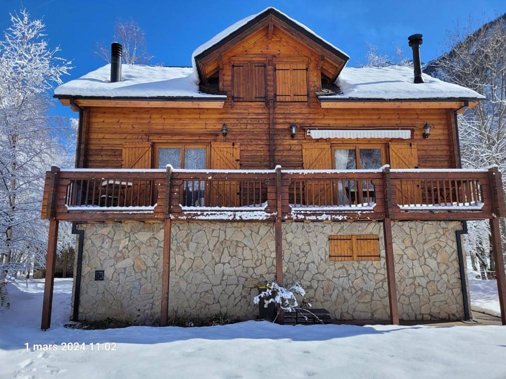 Two-Bedroom Chalet in L'Hospitalet-près-l'Andorre, Pyrénées