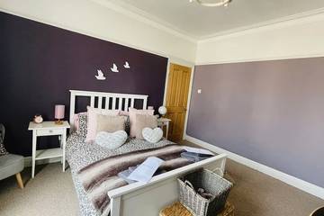 Holiday Rental for 9 People in Whitley Bay, North Tyneside, Photo 4