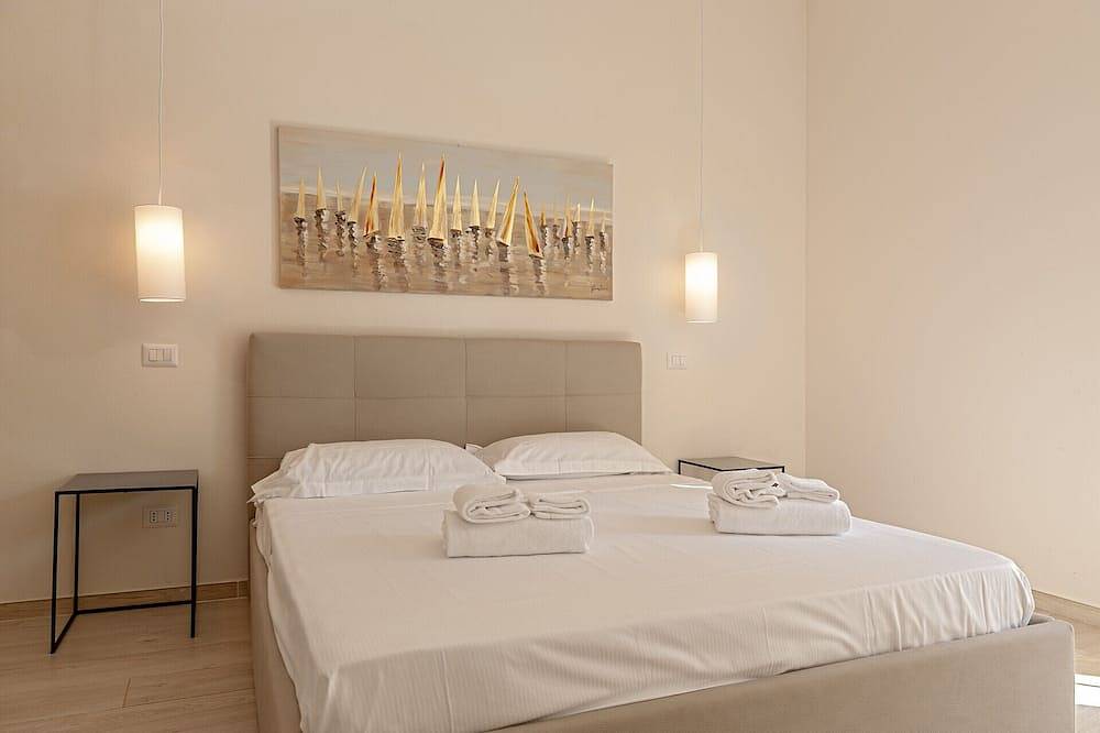 Ganze Wohnung, Homiday- House L -Wood beams and comfort by the sea in Livorno, Etruskische Küste