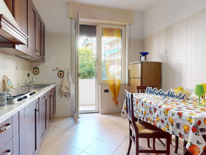 Appartamento per 4 persone, con Balcone e Giardino in Pegli (Genova)