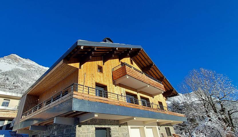 Appartement de vacances pour 9 personnes, avec terrasse