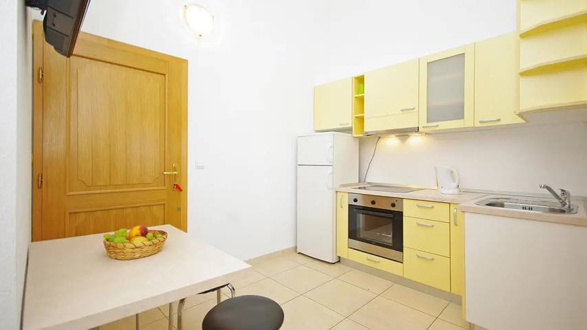 Ferienwohnung für 3 Personen an der Makarska Riviera - 2