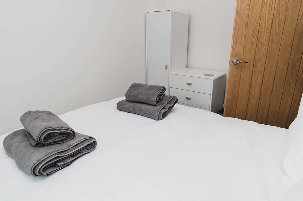 Beautiful seaside home, sea 400m, pub and coastal path. Sleeps 8. Pet friendly! in Craster, Northumberland