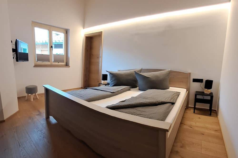 Ganze Wohnung, Chalet 125qm für max. 6 Personen, 3 sep. Schlafzimmer in Reit im Winkl, Bayerische Alpen