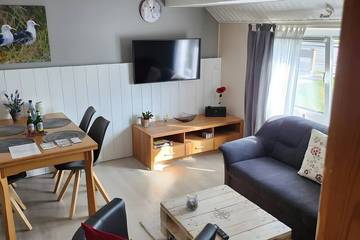 Ferienwohnung für 4 Personen, mit Garten in Friederikensiel