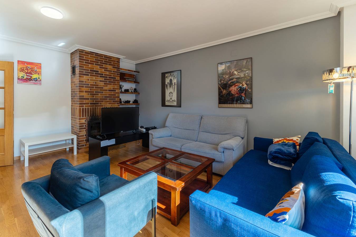 Holiday Home 'Nootka' with Mountain View, Private Garden and Wi-Fi in El Espinar, Segovia Province