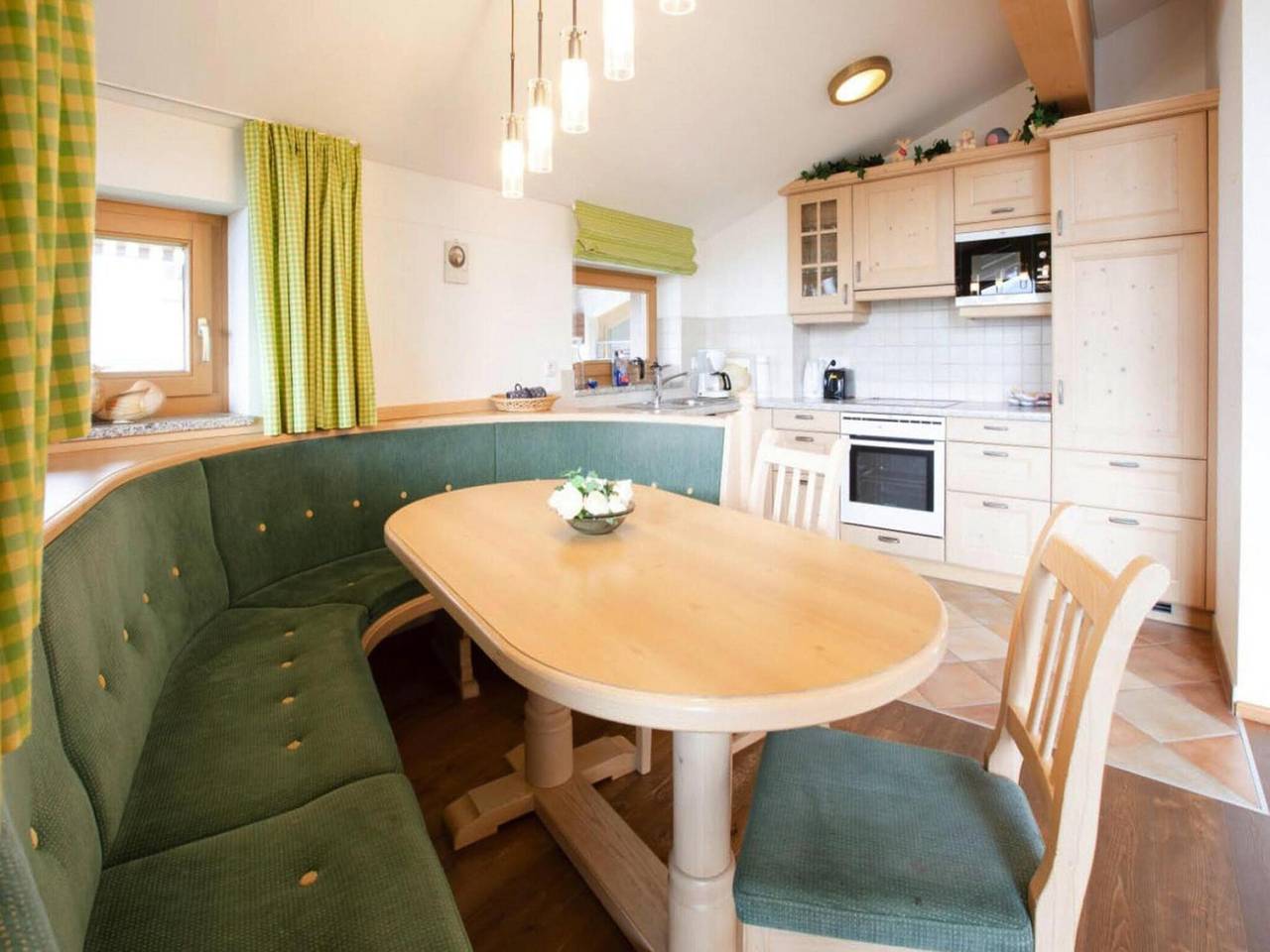 Ganze Wohnung, Chalet im Hohe Tauern mit Panoramablick in Pinzgau