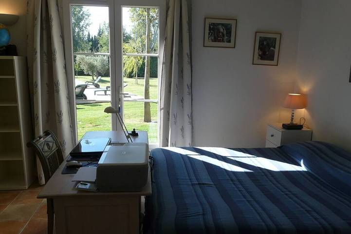 Provenzalisches Ferienhaus zu vermieten, neu, ruhig gelegen, Mouries, in Mitten der Alpillen in Mouriès, Arles und Umgebung