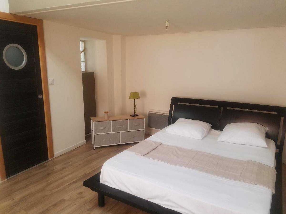 Appartement entier, Duplex Apartment in Tournus, Région de Mâcon