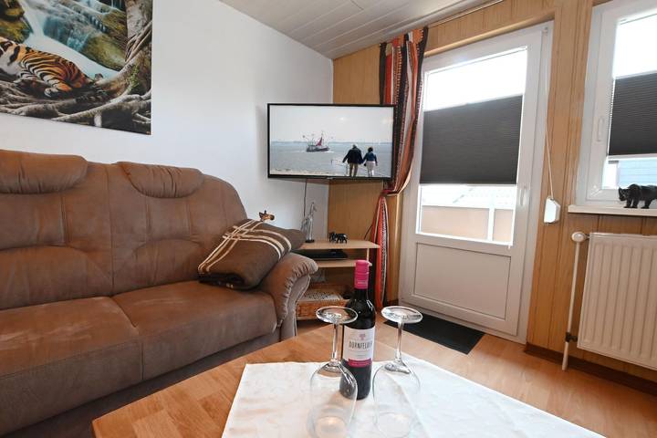 Ganze Ferienwohnung, Ferienwohnung "Karin" mit Balkon in Büsum, Kreis Dithmarschen