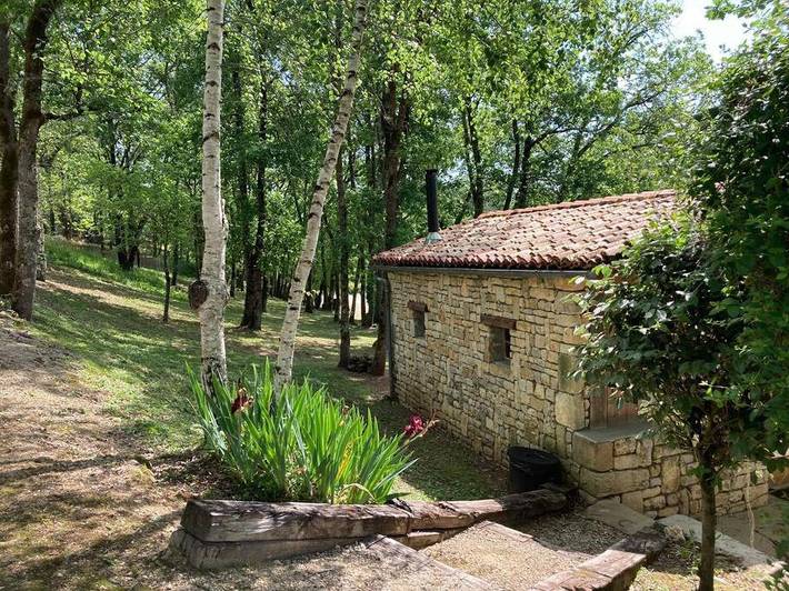 Location de vacances pour 2 personnes, avec Balcon et Terrasse ainsi que Jardin et Vue à Chazelles - 4