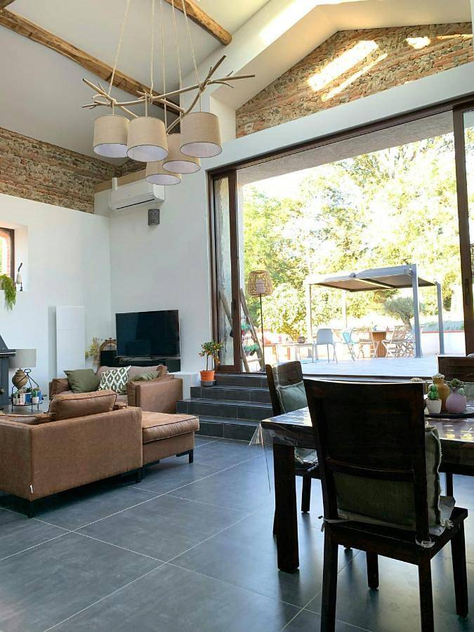 Location de vacances pour 6 personnes, avec piscine et terrasse, animaux acceptés à Aignes - 3