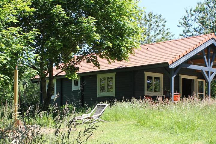 Maison pour 4 personnes, avec Balcon et Jardin à Jumilhac-le-Grand