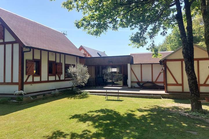 Gîte pour 8 personnes, avec piscine ainsi que terrasse et jardin à Souvigny-en-Sologne - 3