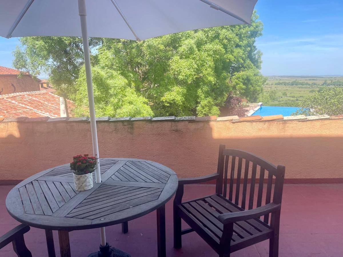 Hotel El Rancho in Torrecaballeros, Provincia de Segovia