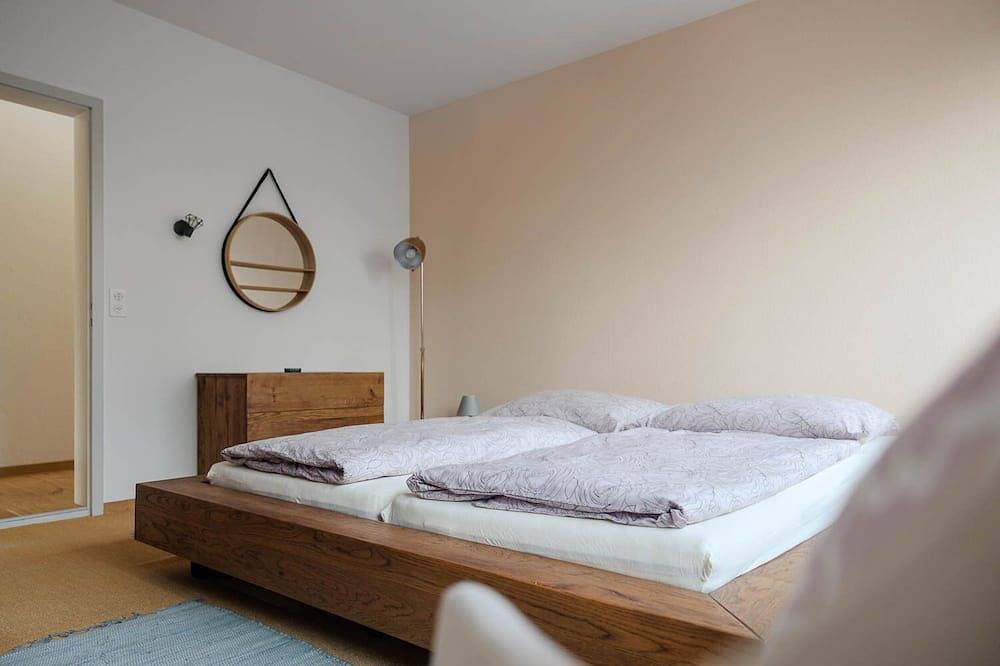 Appartement entier, Appartement haut de gamme avec terrasse et grand jardin, parking gratuit, Smarttv, etc. in Lac de Constance (Suisse)