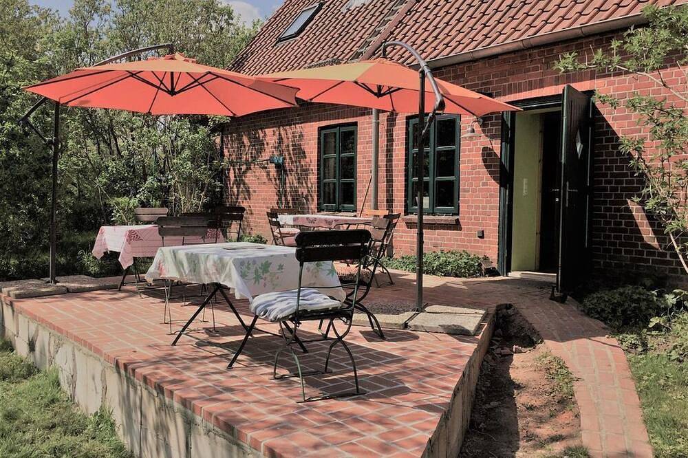 Ganze Wohnung, Zweibettzimmer-Einfach-Blick auf den Wald - Privelacker Paradiesgarten in Amt Neuhaus, Elbtalaue
