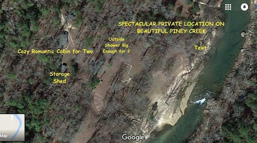 Log cabin for 4 people, with yard and terrace in Arkansas