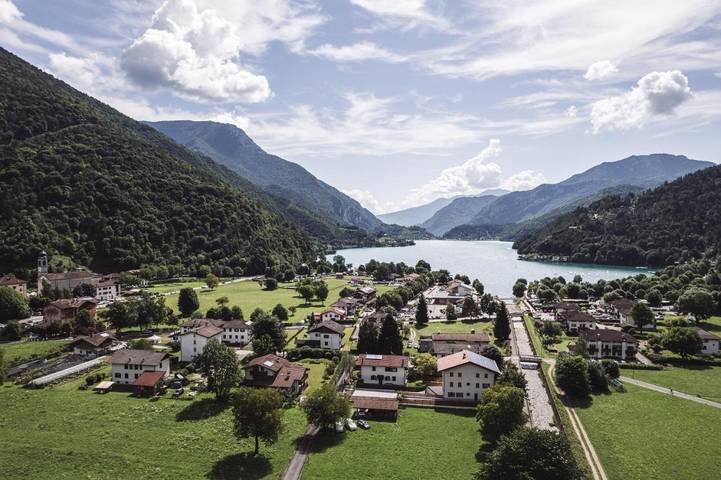 Ferienwohnung für 6 Personen, mit Ausblick und Garten