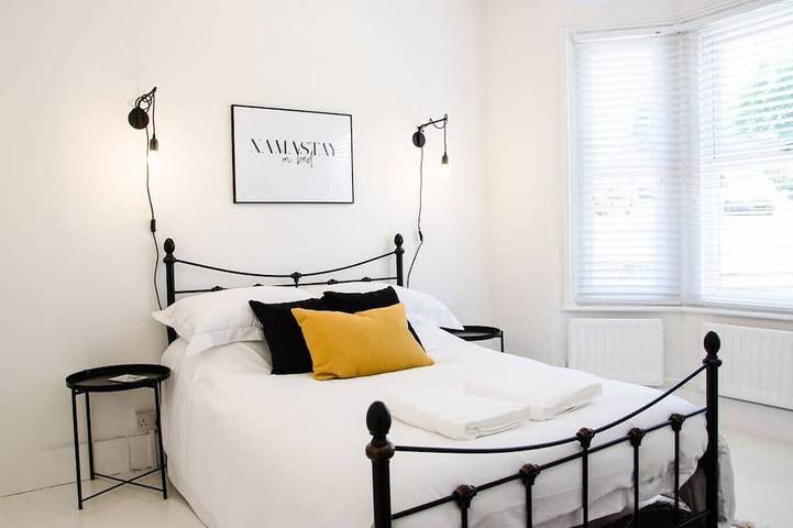 Charming Boutique House – Stylish Stay Just Minutes from Margate Beach in Botany Bay, Kent