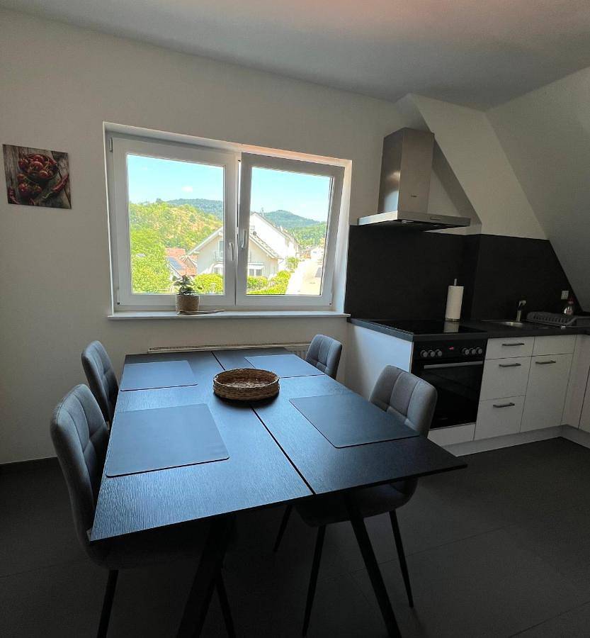 Ganze Wohnung, Apartment Brack in Gaggenau-Michelbach, mit Balkon und Klimaanlage in Gaggenau, Nordschwarzwald