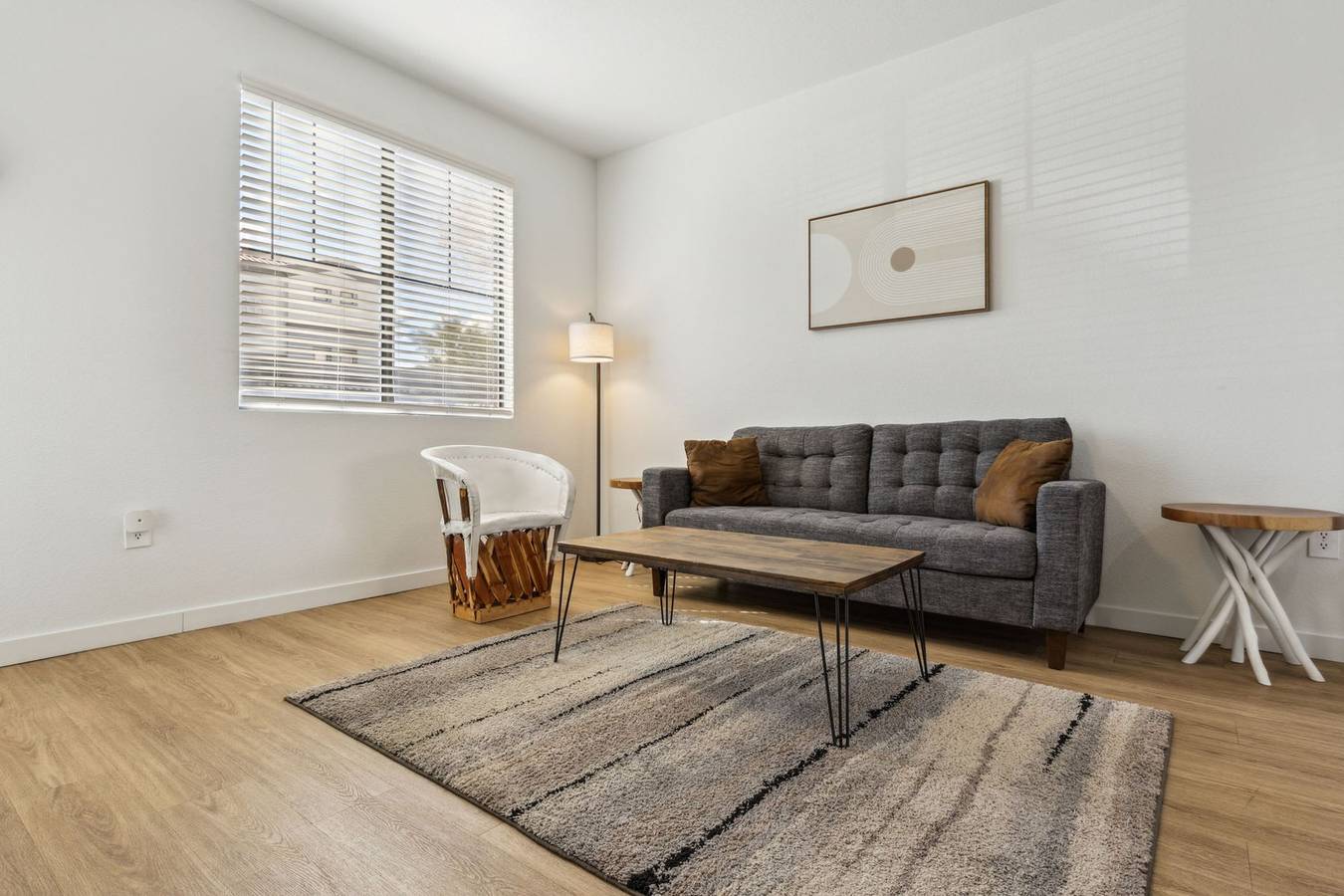 Ganze Wohnung, Cozysuites Glendale by the stadium with pool in Glendale, Maricopa County